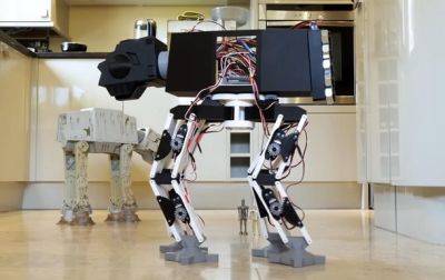 Американец создал робота из Звездных войн - korrespondent.net - Украина - Луцк
