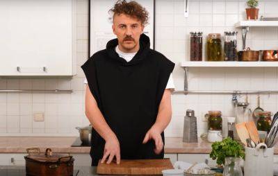 Евгений Клопотенко - Идеально и без мяса: "Мастер Шеф" Клопотенко заинтересовал рецептом экзотичного супа Фо - politeka.net - Украина