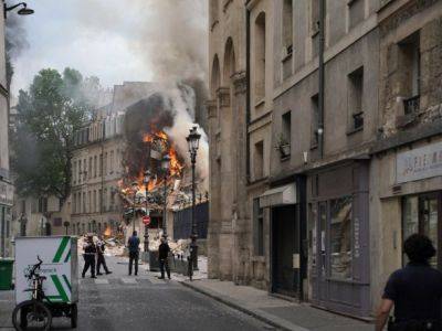 Взрыв в центре Парижа: уже известно о 16 пострадавших - unn.com.ua - Украина - Киев - Франция - Париж