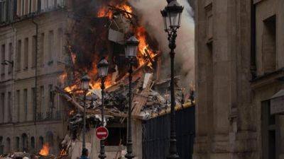 Мощный взрыв в центре Парижа: рухнул дом, много раненых - vesty.co.il - Израиль - Париж