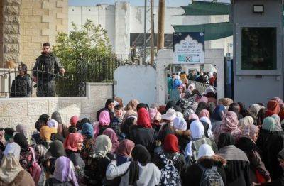 Эли Коэн - С 1 июля палестинцам с американским гражданством разрешат свободный въезд в Израиль - nashe.orbita.co.il - США - Израиль - Reuters