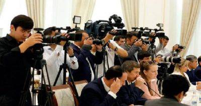 Шавкат Мирзиеев - Мирзиёев назвал журналистов и блогеров опорой власти в борьбе с коррупцией и бюрократией - dialog.tj - Узбекистан