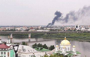 В российском Нижнем Новгороде после взрыва вспыхнул масштабный пожар - charter97.org - Россия - Украина - Белоруссия - Нижний Новгород
