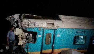 Нарендра Моди - Катастрофа на железной дороге в Индии: не менее 288 погибших, сотни получили травмы - rus.delfi.lv - Индия - Латвия