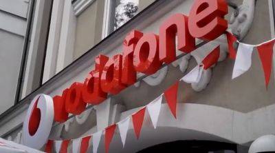 Vodafone начал готовить абонентов к грядущим блэкаутам: людей просят сделать запас - ukrainianwall.com - Украина