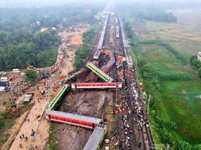 Железнодорожная катастрофа в Индии: на железной дороге хотят расследования масштабной аварии правоохранителями - unn.com.ua - Украина - Киев - Индия