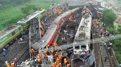 В Индии назвали причину столкновения трех поездов, в результате которого погибли 300 человек - dialog.tj - India - штат Одиша