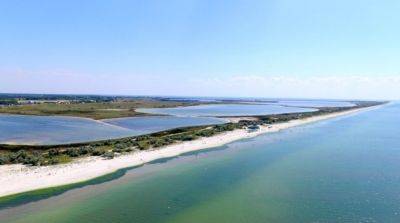 В Николаевской области вода отрезала Кинбурнскую косу от материка - ru.slovoidilo.ua - Украина - Николаевская обл.