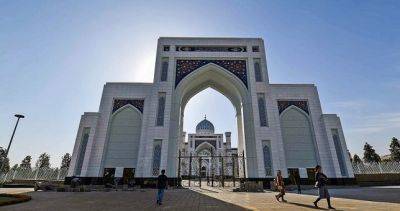 Эмомали Рахмон - Ждали почти 4 года: факты о самой большой мечети в Таджикистане - dialog.tj - Душанбе - Таджикистан - Катар - территория Советский Союз