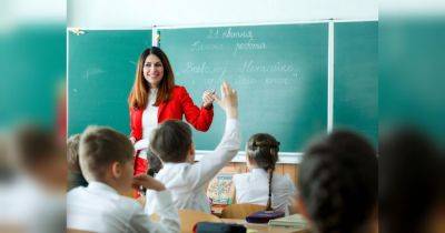 Оксен Лисовой - Стаж не будет в приоритете: учителям обещают зарплаты до 40 тысяч грн - fakty.ua - Украина