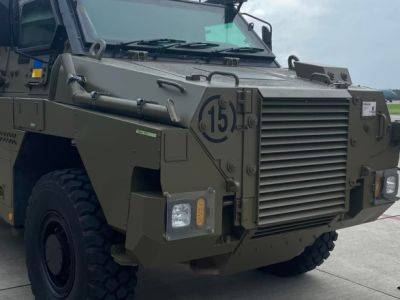 Владимир Зеленский - Австралия передаст Украине 30 БТР Bushmaster - Зеленский - unn.com.ua - Украина - Киев - Англия - Австралия - Германия - Канада