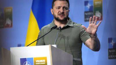 Владимир Зеленский - Йенс Столтенберг - Саммит НАТО: Киев получит приглашение, когда выполнит "все условия" - ru.euronews.com - Россия - Украина - Киев - Литва