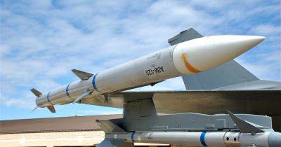 Новая AMRAAM для F-16: ВВС США успешно испытали новейшую ракету AIM-120D3 - focus.ua - США - Украина