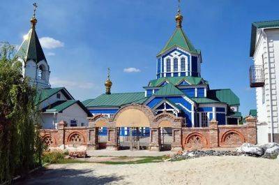 В Бахмуте горел Свято-Николаевский храм - фото - apostrophe.ua - Украина - Киев - Киевская обл.