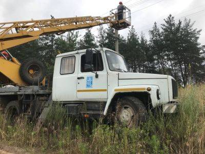 Без света сидели больше года: на Харьковщине «запитали» еще одно село (фото) - objectiv.tv - Россия