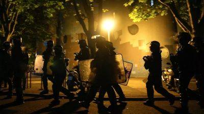 Жеральд Дарманен - Франция: волна насилия идёт на спад - ru.euronews.com - Франция - Париж