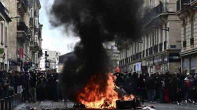 Во Франции - Беспорядки во Франции: протестующие атаковали дом парижского мэра, задержаны более 700 человек - ru.slovoidilo.ua - Украина - Англия - Германия - Франция - Париж - Португалия - Греция