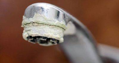 Как почистить водопроводный кран внутри: ловкий трюк с крышкой - cxid.info