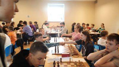 Шахматы с особой аурой - obzor.lt - Украина - Германия - Литва - Дания