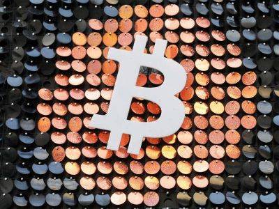 Fundstrat: биткоин может взлететь до $180 000 до апреля 2024 года - smartmoney.one - США - Reuters