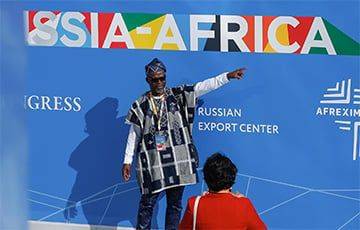 Владимир Путин - Юрий Ушаков - Две трети лидеров Африки отказались ехать на саммит к Путину - charter97.org - Москва - Россия - Санкт-Петербург - Египет - Белоруссия - Ливия - Зимбабве - Камерун - Юар - Конго - Мали - Эритрея - Бурунди - Сенегал - Буркина-Фасо - Уганда - Мозамбик - Гвинея Бисау