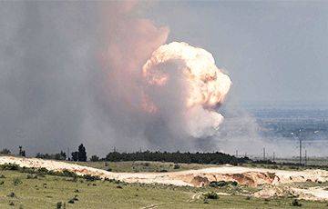 Взрывы на аэродроме РФ в Крыму: последствия видны из космоса - charter97.org - Россия - Крым - Белоруссия