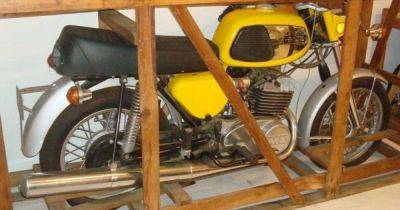 В Украине нашли редчайший немецкий мотоцикл 70-х без пробега и в заводском ящике (фото) - focus.ua - Украина - ГДР