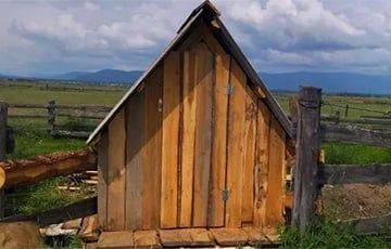В Бурятии семье пропавшего без вести мобилизованного построили деревянный туалет - charter97.org - Украина - Белоруссия - респ.Бурятия
