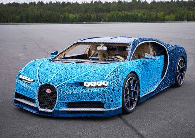 Lego - В Прагу привезли Bugatti из миллиона кубиков LEGO - vinegret.cz - Чехия - Прага