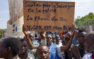 Мохамед Базум - Франция готовит эвакуацию своих граждан из Нигера - korrespondent.net - Украина - Франция - Париж - Нигер