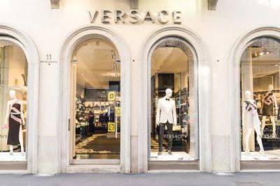 Jimmy Choo - Michael Kors - Американская компания Tapestry планирует купить владельца Versace за $8,5 миллиарда - minfin.com.ua - Китай - США - Украина