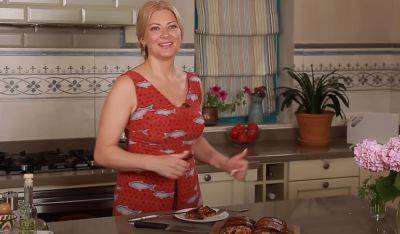 Татьяна Литвинова - "Мастер Шеф" Литвинова дала рецепт вкуснейшего мясного рулета из баклажанов: секрет в начинке - politeka.net - Украина