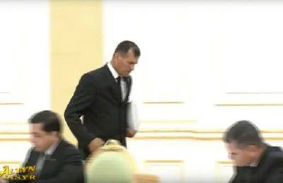 Уволенные месяц назад хякимы двух велаятов осуждены на 25 лет, а экс-глава «Туркменхимии» теперь директор «Докунхимии» - hronikatm.com - Туркмения