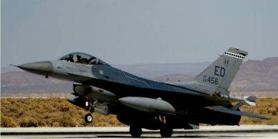 Джо Байден - США разрешили Дании использовать секретные документы для обучения украинских пилотов на F-16 — CNN - nv.ua - США - Украина - Дания