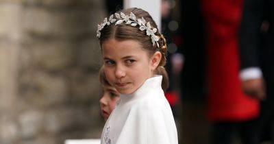 Кейт Миддлтон - принцесса Шарлотта - Alexander Macqueen - Чарльз - король Чарльз - Стилистка рассказала о трех лучших образах принцессы Шарлотты - focus.ua - Украина - Англия