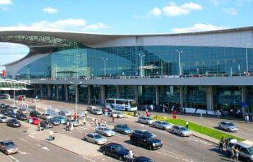 Над московскими аэропортами закрыто небо - charter97.org - Москва - Белоруссия