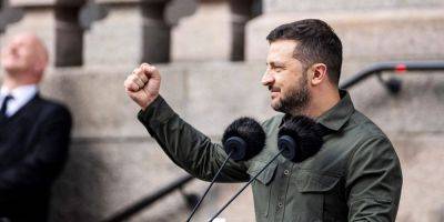 Владимир Зеленский - Зеленский прибыл в Грецию на саммит Украина — Балканы - nv.ua - Россия - США - Украина - Швеция - Дания - Голландия - Греция - Ляйен
