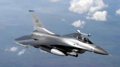 Сабрина Сингх - США готовы обучать украинских пилотов на F-16, если европейские партнеры не будут успевать – Пентагон - pravda.com.ua - США