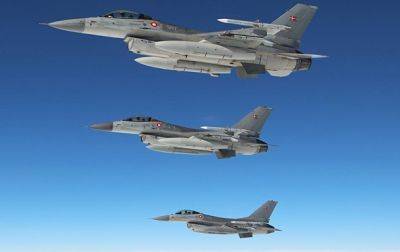 В Дании на F-16 тренируются восемь украинцев - СМИ - korrespondent.net - Россия - Украина - Дания - Голландия
