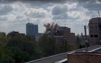 В центре оккупированного Донецка раздаются мощные взрывы - vchaspik.ua - Украина - Донецк - Люксембург