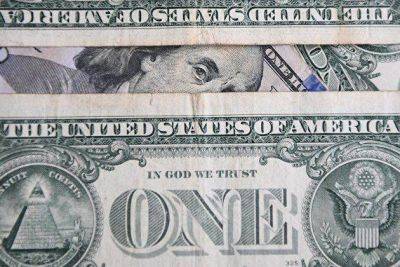Джером Пауэлл - Доллар дешевеет к евро и дорожает к иене в ожидании комментариев главы ФРС США - smartmoney.one - Москва - США
