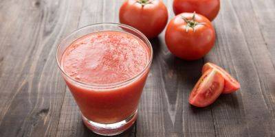 Вкусный и простой. Как приготовить домашний томатный сок на зиму без лишних усилий и соковыжималки: рецепт - nv.ua - Украина