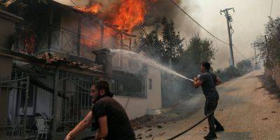 Спасатели в Греции не могут взять под контроль масштабные лесные пожары - nv.ua - Украина - Греция - Ес