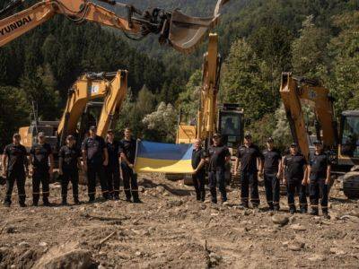 Боролись с последствиями наводнения в Словении: украинские спасатели расширили более полутора тысяч метров реки - unn.com.ua - Украина - Киев - Словения - Гсчс