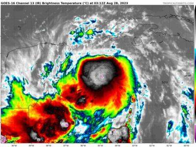 Рон Десантис - Тропический шторм "Идалия" направляется на Флориду через Кубу и Мексику - unn.com.ua - США - Украина - Киев - Мексика - Куба - USA - шт.Флорида - шт. Джорджия