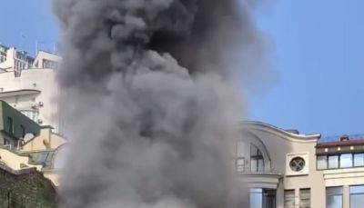 В центре Киева поднимается черный столб дыма, движение перекрыто: первые кадры ЧП - politeka.net - Украина - Киев - Столица