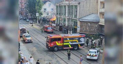 Масштабный пожар в Киеве: загорелось здание в центре города (фото, видео) - fakty.ua - Украина - Киев - район Шевченковский - Гсчс