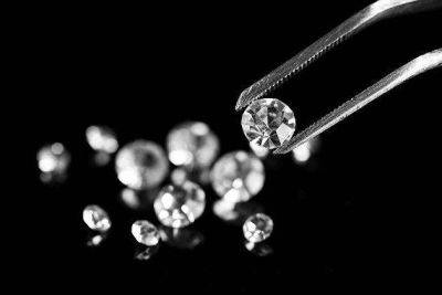 New York Times: импорт алмазов из России сократился на 95 процентов с начала СВО - smartmoney.one - Москва - Россия - Китай - Украина - New York - Бельгия - Армения - Белоруссия - Нью-Йорк - New York
