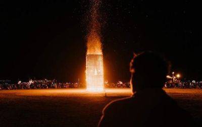 На фестивале Burning Man в США сожгли инсталляцию из Украины - korrespondent.net - США - Украина