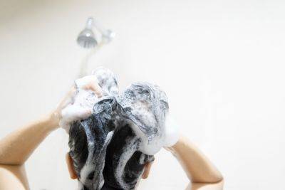Что добавить в шампунь для быстрой очистки волос – секрет опытных хозяек - apostrophe.ua - Украина